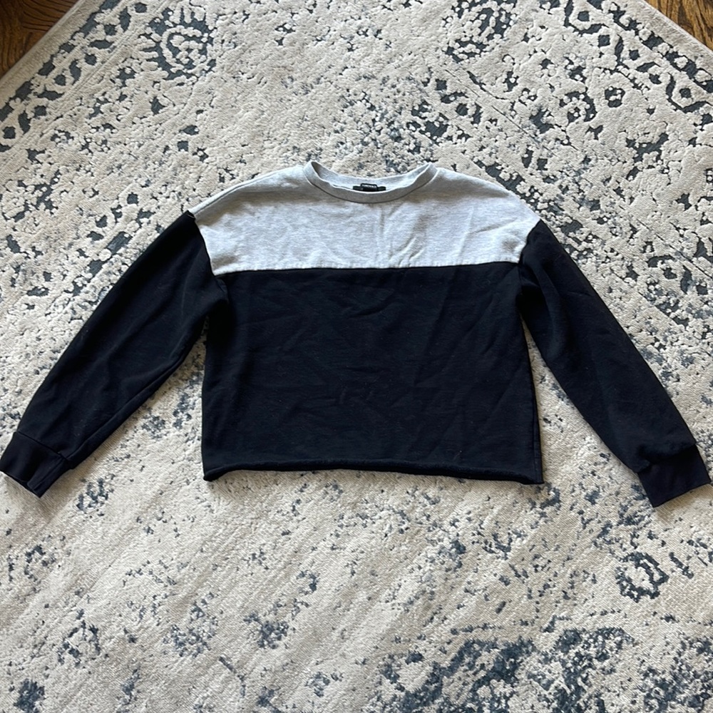 Cropped Black and Grey Sweatshirt